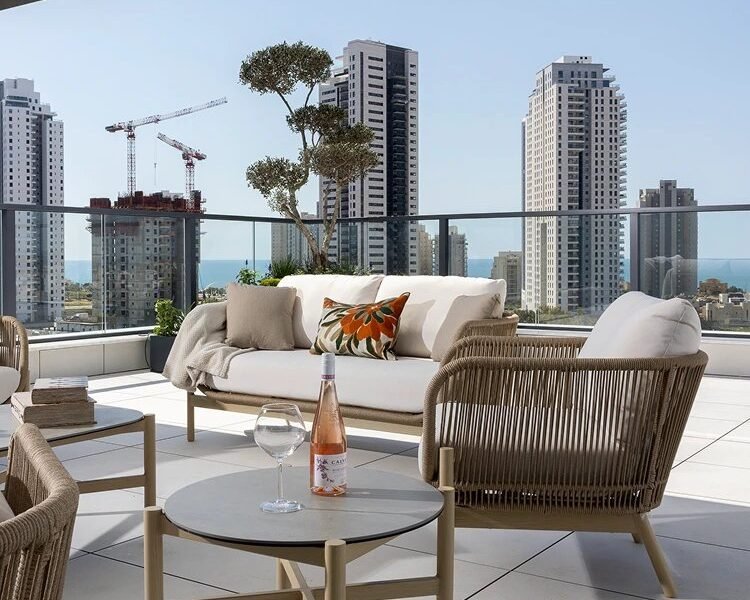 Boaron Moments, NAT 600, Netanya