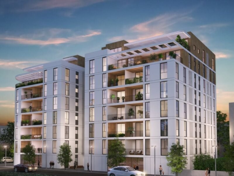 HaHashmonaim 23, Central Ra'anana