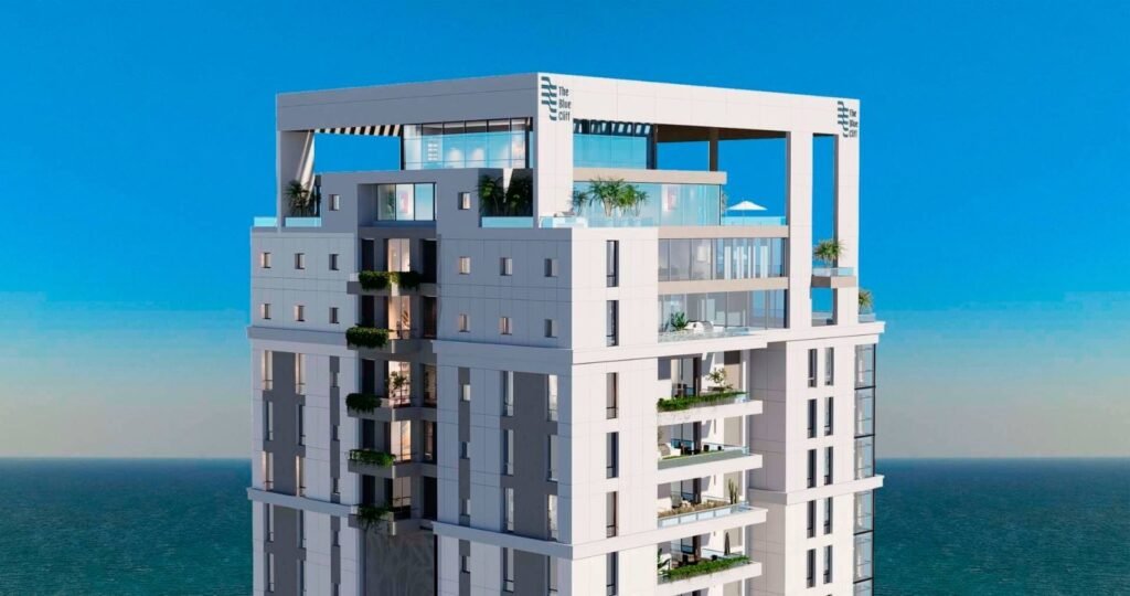 The Blue Cliff, Netanya: penthouse floors overlooking the Mediterranean (developer rendering)